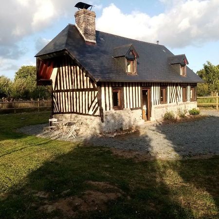 Bienvenue A La Maison Villa Le Theil-en-Auge Exterior photo